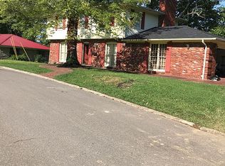 570 Crestview Ln, Morehead, KY 40351