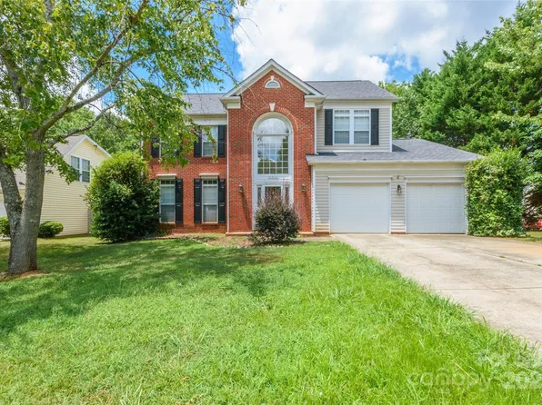 13808 Hatton Cross Dr, Charlotte, NC 28278