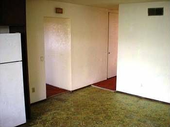 3rd image of 8820 Brentford Ave