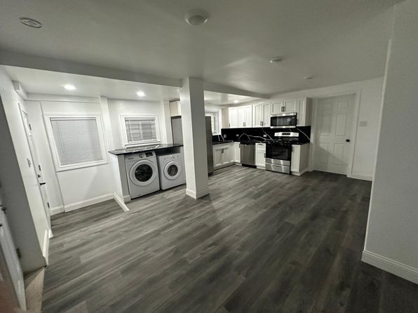 1704 S Clinton St #1