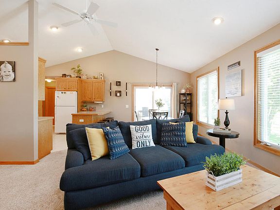 5th image of 7132 Pine Oak Ln