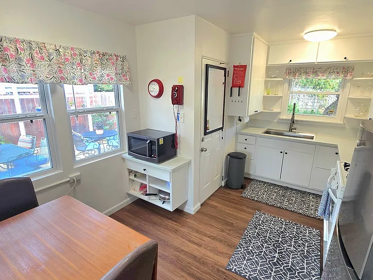 458 Citrus Ave — Photo 9