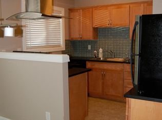 3559 SW Troy St APT 3, Portland, OR 97219