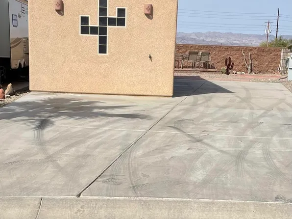 1905 Victoria Farms Rd #27, Lake Havasu City, AZ 86404