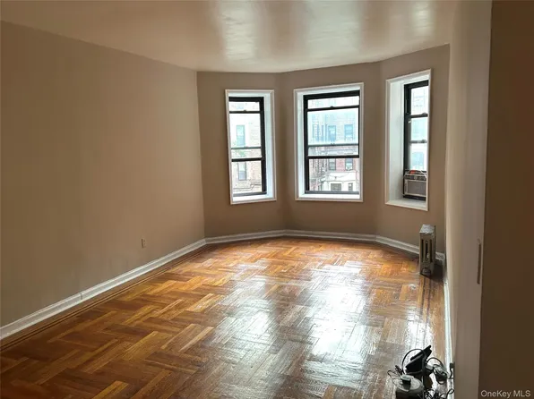 758 Brady Court #214, Bronx, NY 10462