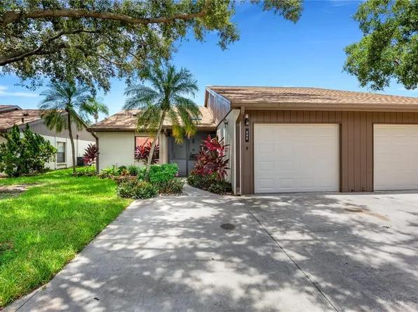 345 OAK HILL WAY #30, SARASOTA, FL 34232