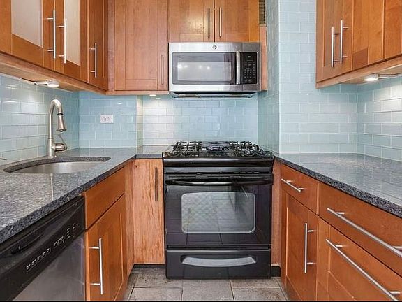 3rd image of 372 Central Park W APT 17T