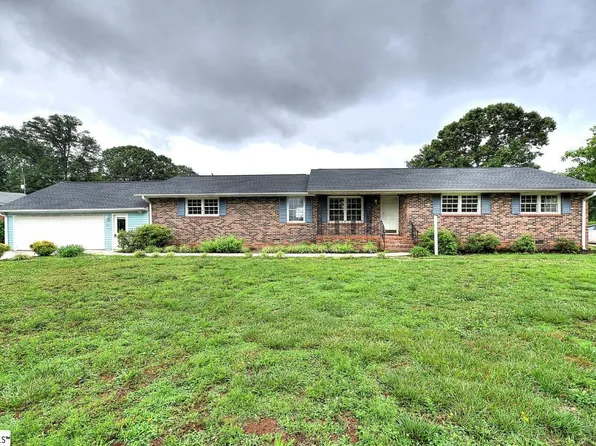 1195 Holly Springs Rd, Lyman, SC 29365