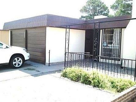 1st image of 10658 Cardigan Dr