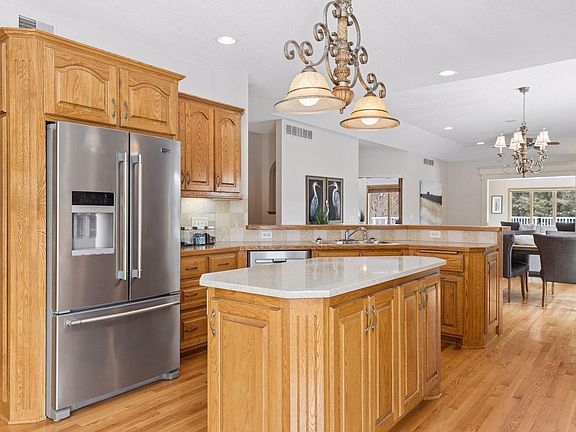 2nd image of 14305 Rochester St NE