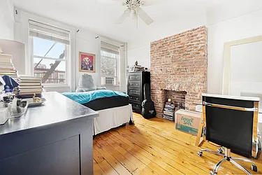 Rented by Engel and Völkers Brownstone Brooklyn