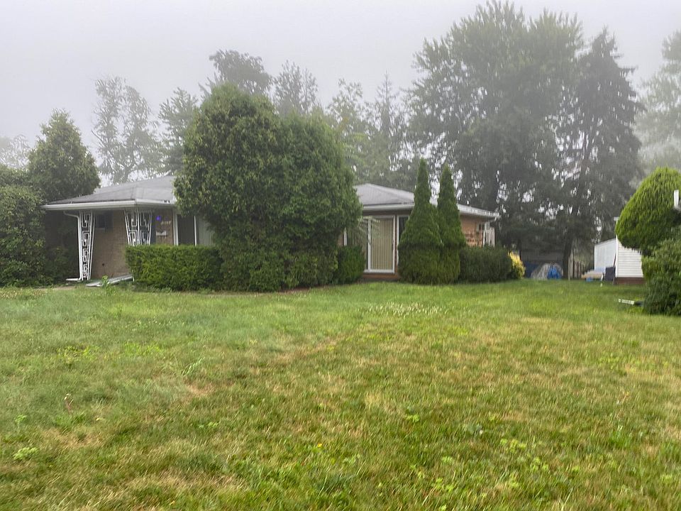 1st image of 303 Henry Dr #A-k