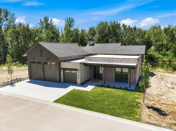 2425 W Rustic Frg, Eagle, ID 83616