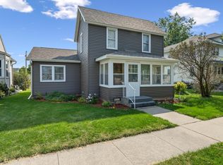 310 S Ellsworth St, Houston, MN 55943