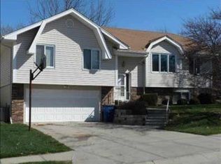 8656 Monroe St, Ralston, NE 68127