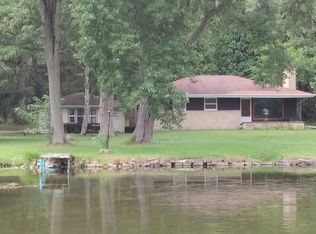 S109W34770 Jacks Bay Rd, Mukwonago, WI 53149