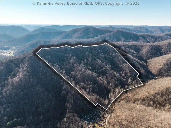 981 Powell Branch Rd, Danville, WV 25053