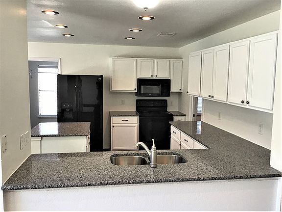 5th image of 1317 Irene Dr