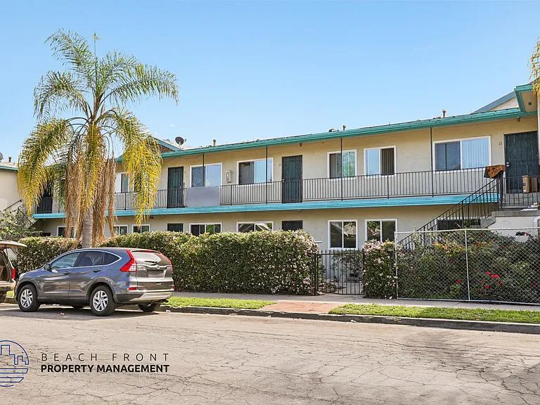 1475 Pine Ave. — Photo 6