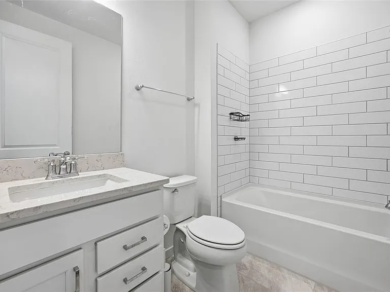 4311 SW 84th St — Photo 16