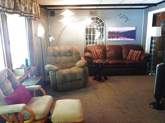 Living Room overlooking the Lake