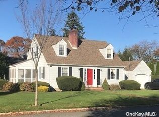 147 Shoreham Rd, Massapequa, NY 11758