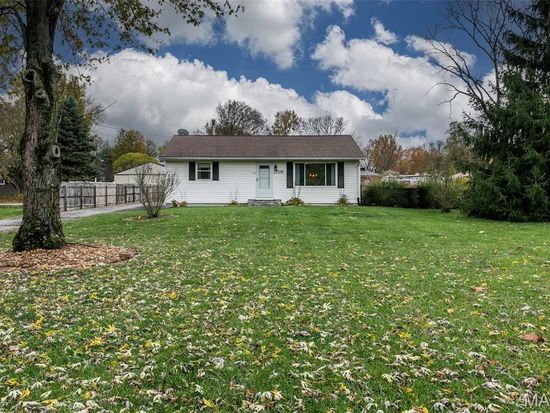 5736 Old Keebler Rd, Collinsville, IL 62234
