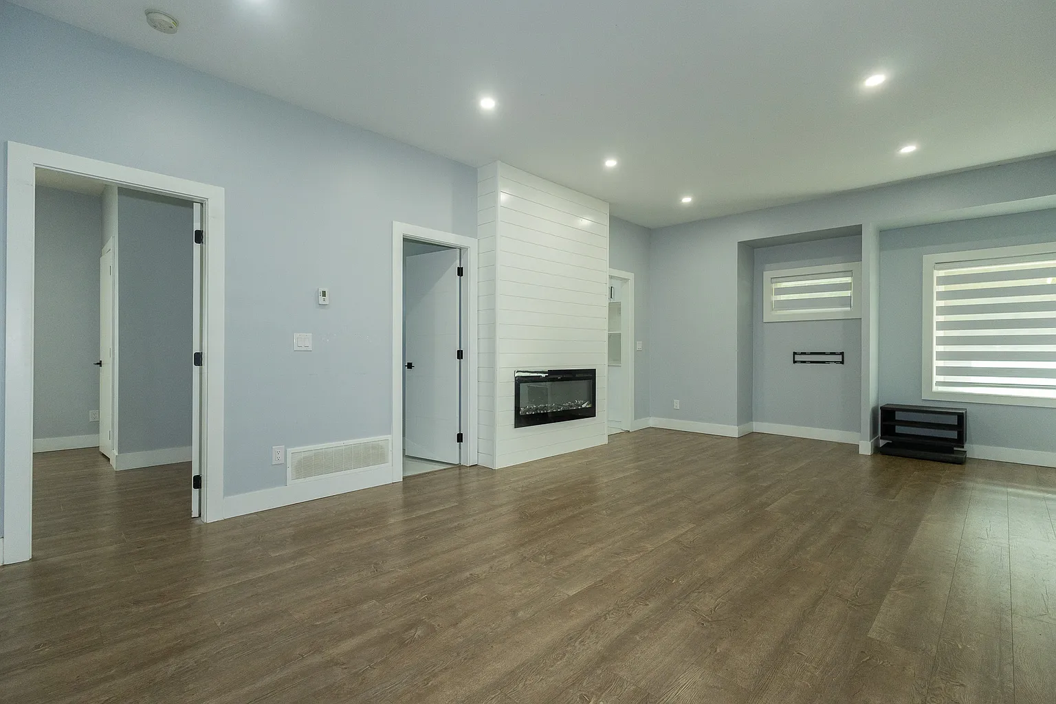 46148 Princess Ave photo 1