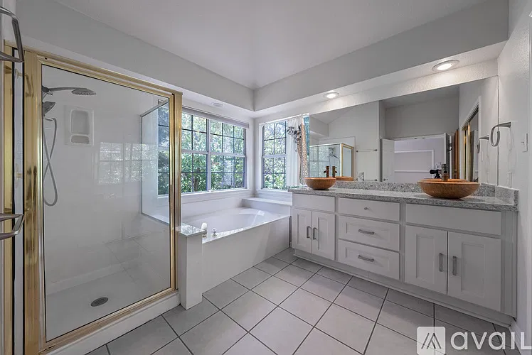 2421 Falcon Dr — Photo 15