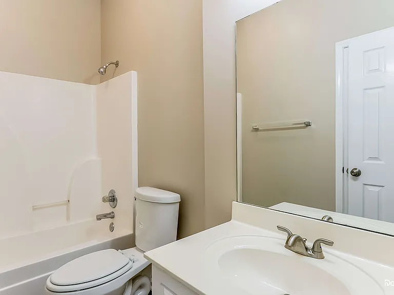 137 Daventry Dr — Photo 10