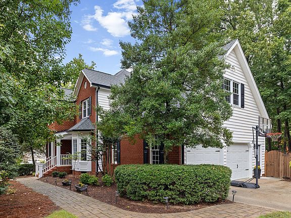 2nd image of 2500 Flints Pond Cir