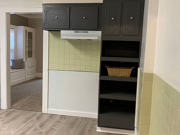 5th image of 3632 E 142nd St APT 4