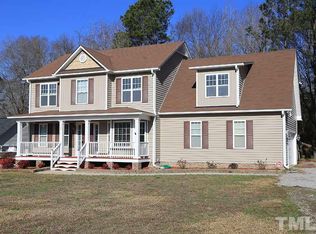 522 Hunter Ln, Zebulon, NC 27597