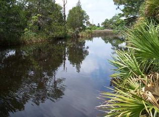 4 SE 349th Hwy, Suwannee, FL 32692