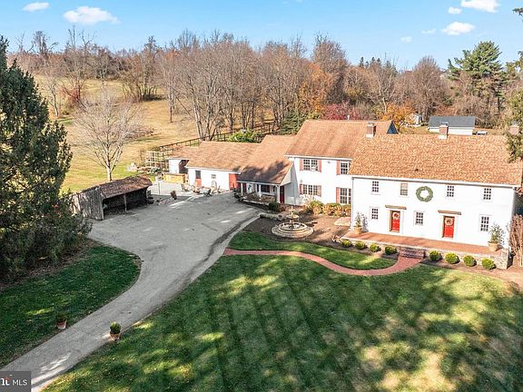 2nd image of 1936 Lenape Rd