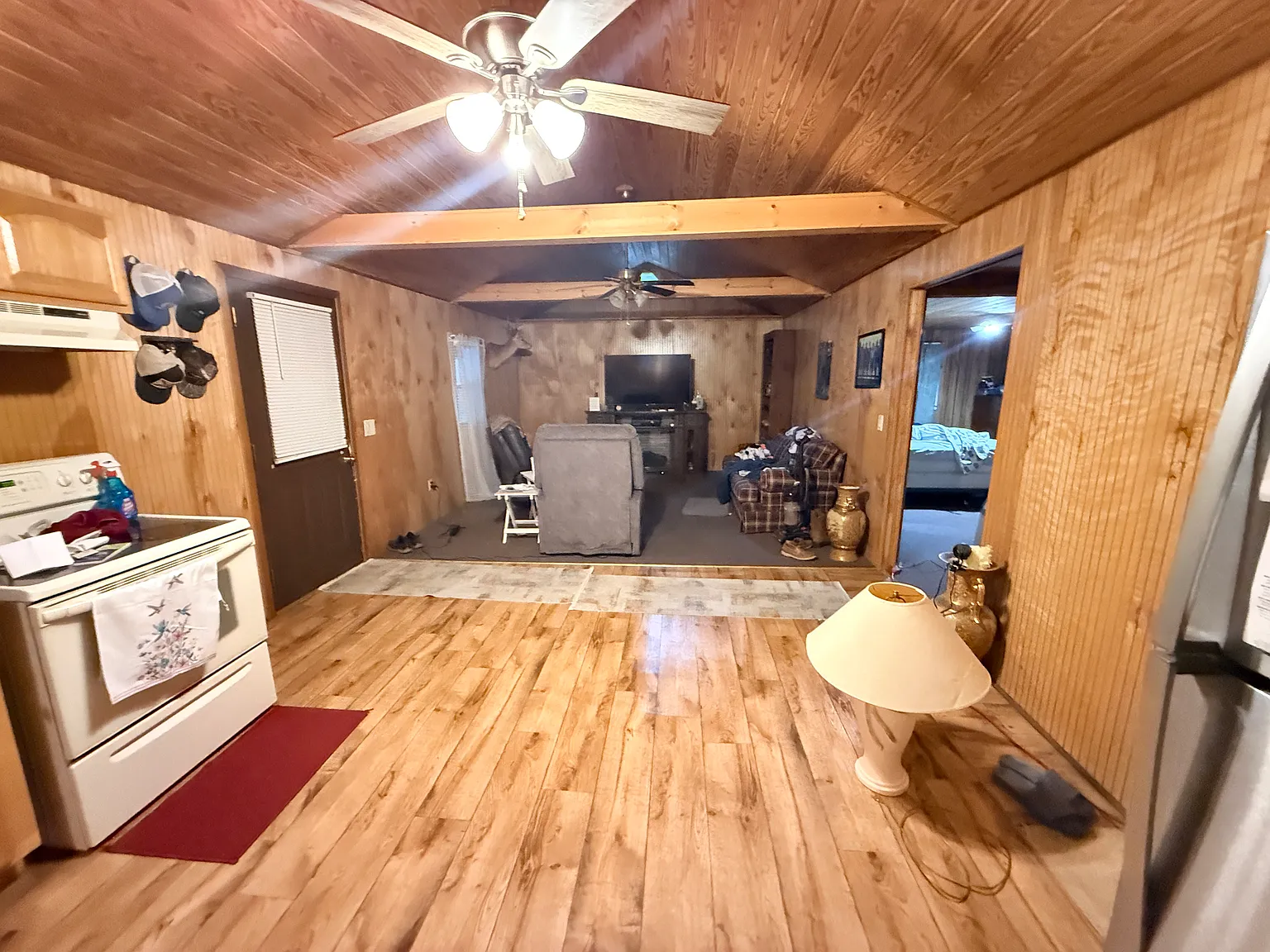 2 bed, $2,400 — Photo 4