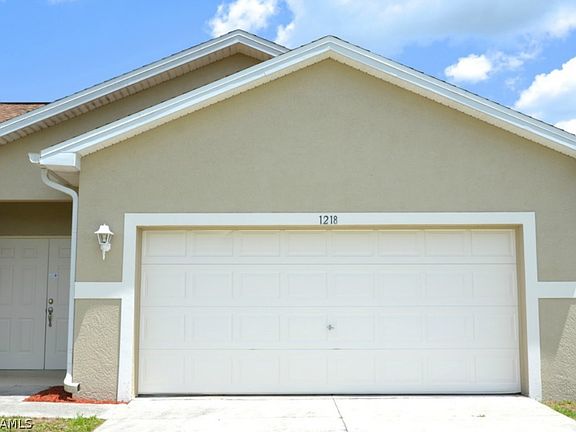 3rd image of 1218 Hibiscus Ave