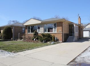 4250 Golf Rd, Skokie, IL 60076