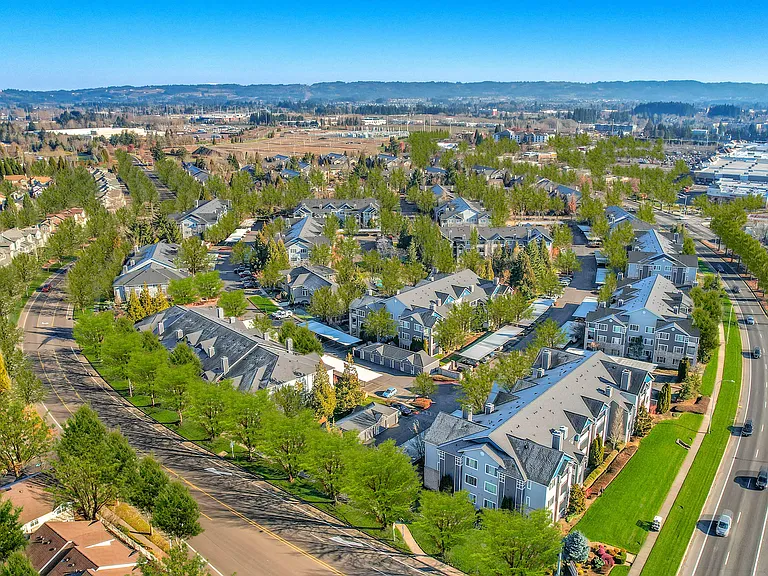 Grove at Orenco Station Apartments — Photo 48