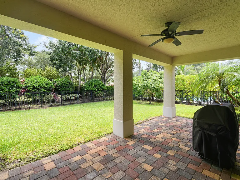 193 Porgee Rock Pl — Photo 38