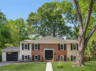 271 Stillwater Dr, Warwick, RI 02889