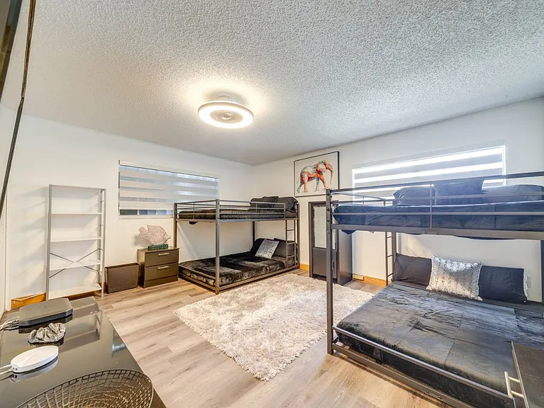 3609 SW 58th Ave — Photo 22