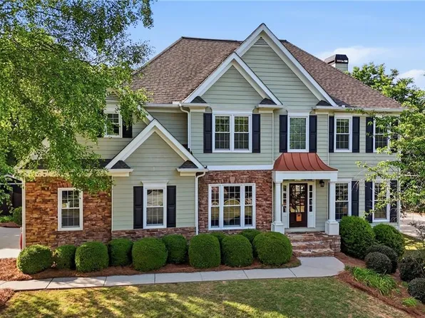 5045 Matthew Meadow Ct, Alpharetta, GA 30004