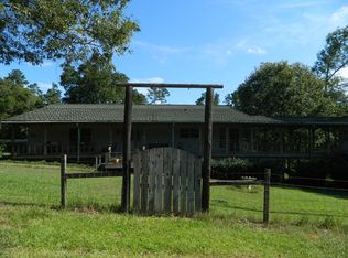 153 Magnolia Lake Dr, Livingston, TX 77351