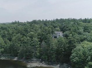 59 W Chops Point Rd, Bath, ME 04530