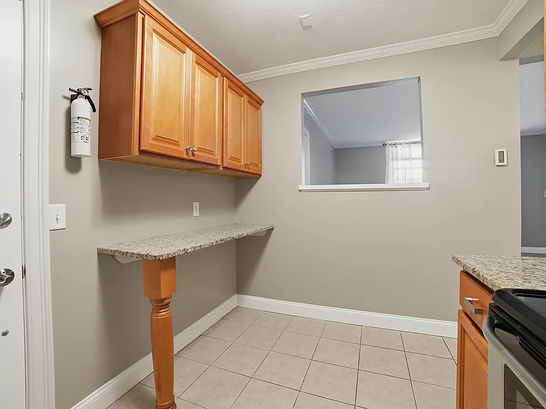47 Alvarado Ave #1A — Photo 5