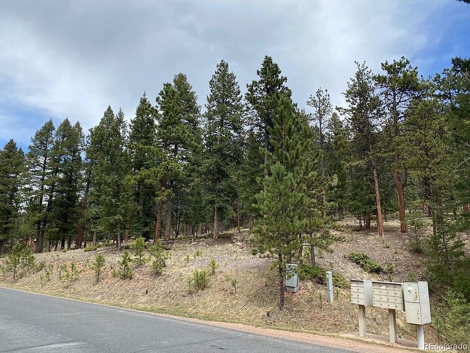 2nd image of 1171 Forest Edge Rd