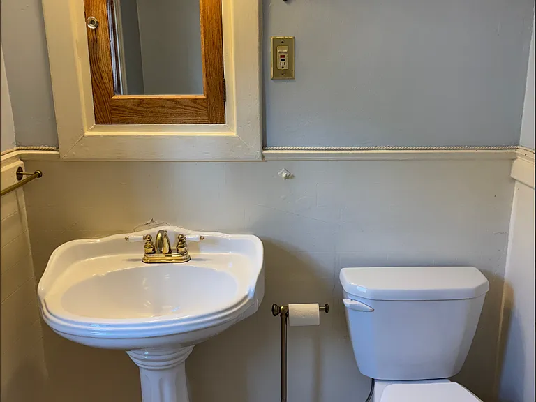 589 Breckenridge St #2 — Photo 9