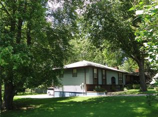 1304 Randall Rd, Independence, MO 64055