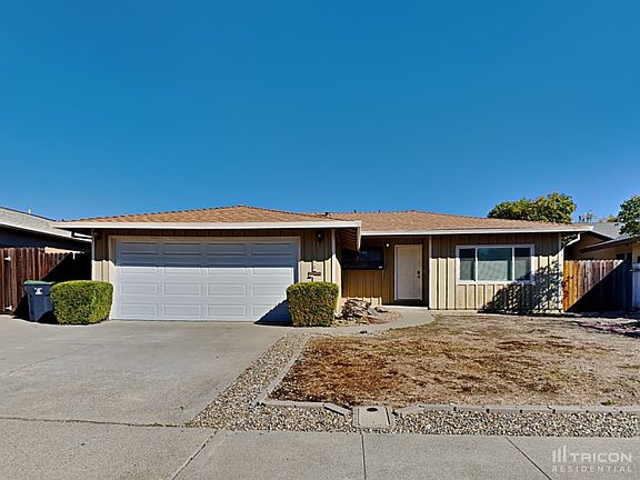 2nd image of 2518 Hastings Way